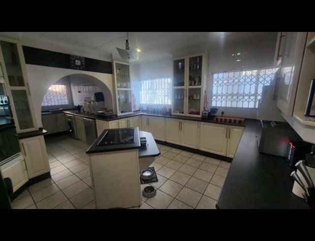 3 BEDROOM HOUSE FOR SALE IN GLENVISTA